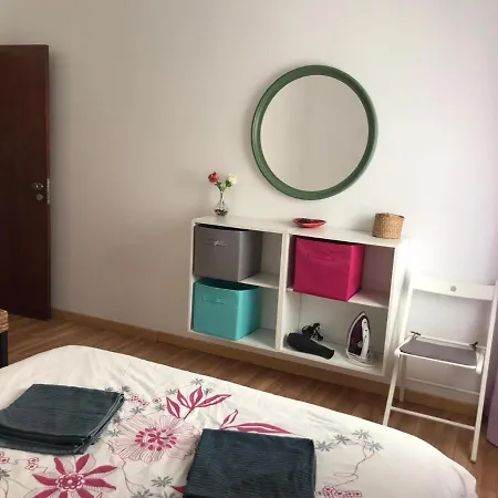 A Lovely 2 Bedroom Near Sintra Lisbon