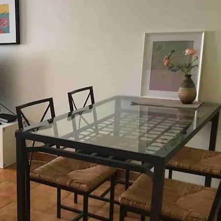 A Lovely 2 Bedroom Near Sintra Apartment Lisbon